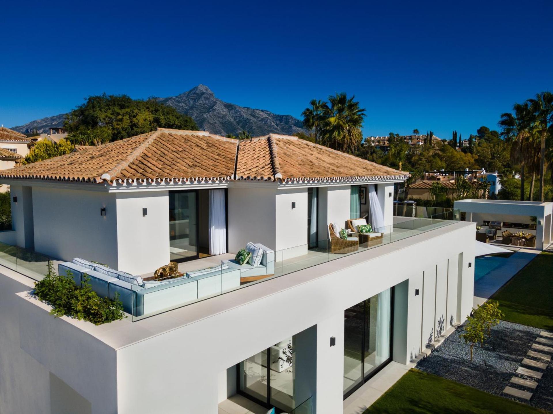 Vacation I The Nicklaus Villa, Glistening Heated Pool, Hot Tub, Room, Golf Valley, 5 Min Puerto Banus Marbella