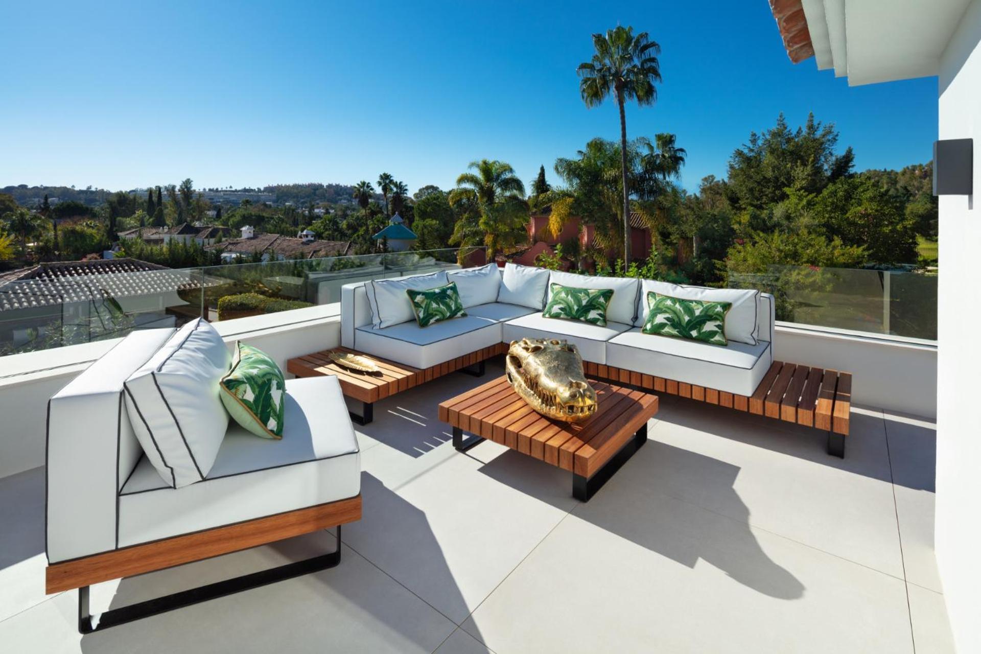 Vacation I The Nicklaus Villa, Glistening Heated Pool, Hot Tub, Room, Golf Valley, 5 Min Puerto Banus Villa Marbella