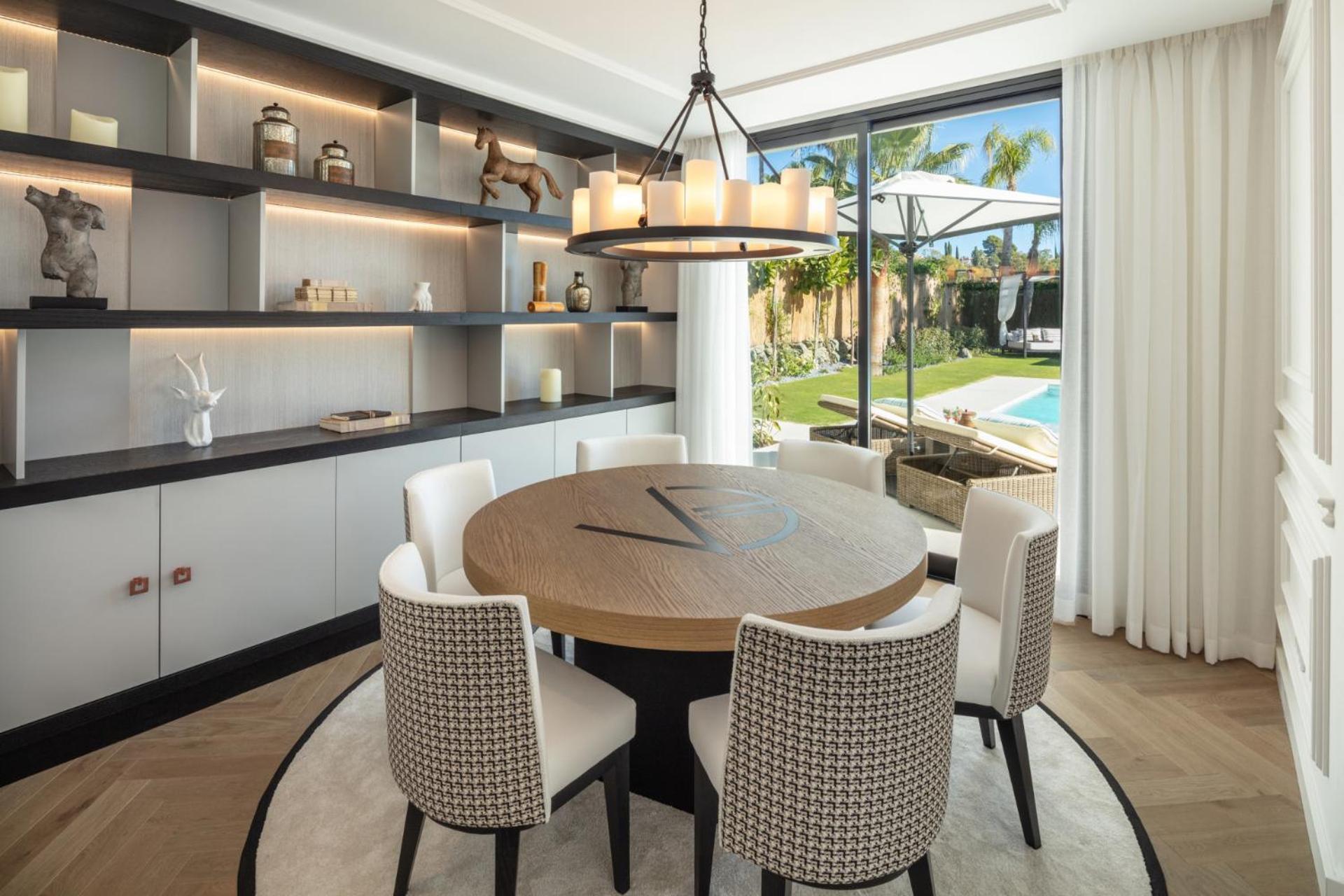 Villa Vacation I The Nicklaus Villa, Glistening Heated Pool, Hot Tub, Room, Golf Valley, 5 Min Puerto Banus Marbella