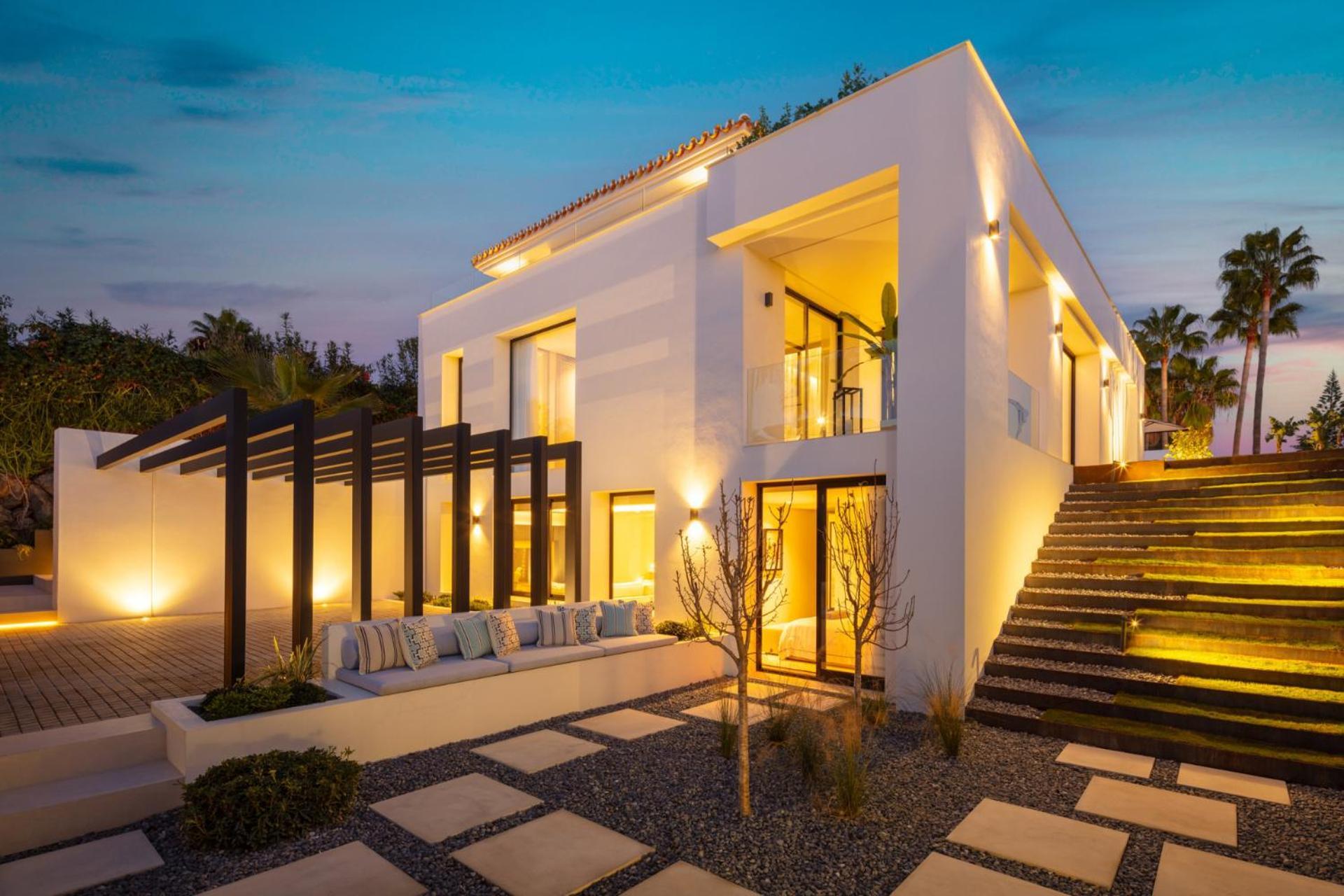 Vacation I The Nicklaus Villa, Glistening Heated Pool, Hot Tub, Room, Golf Valley, 5 Min Puerto Banus * Marbella