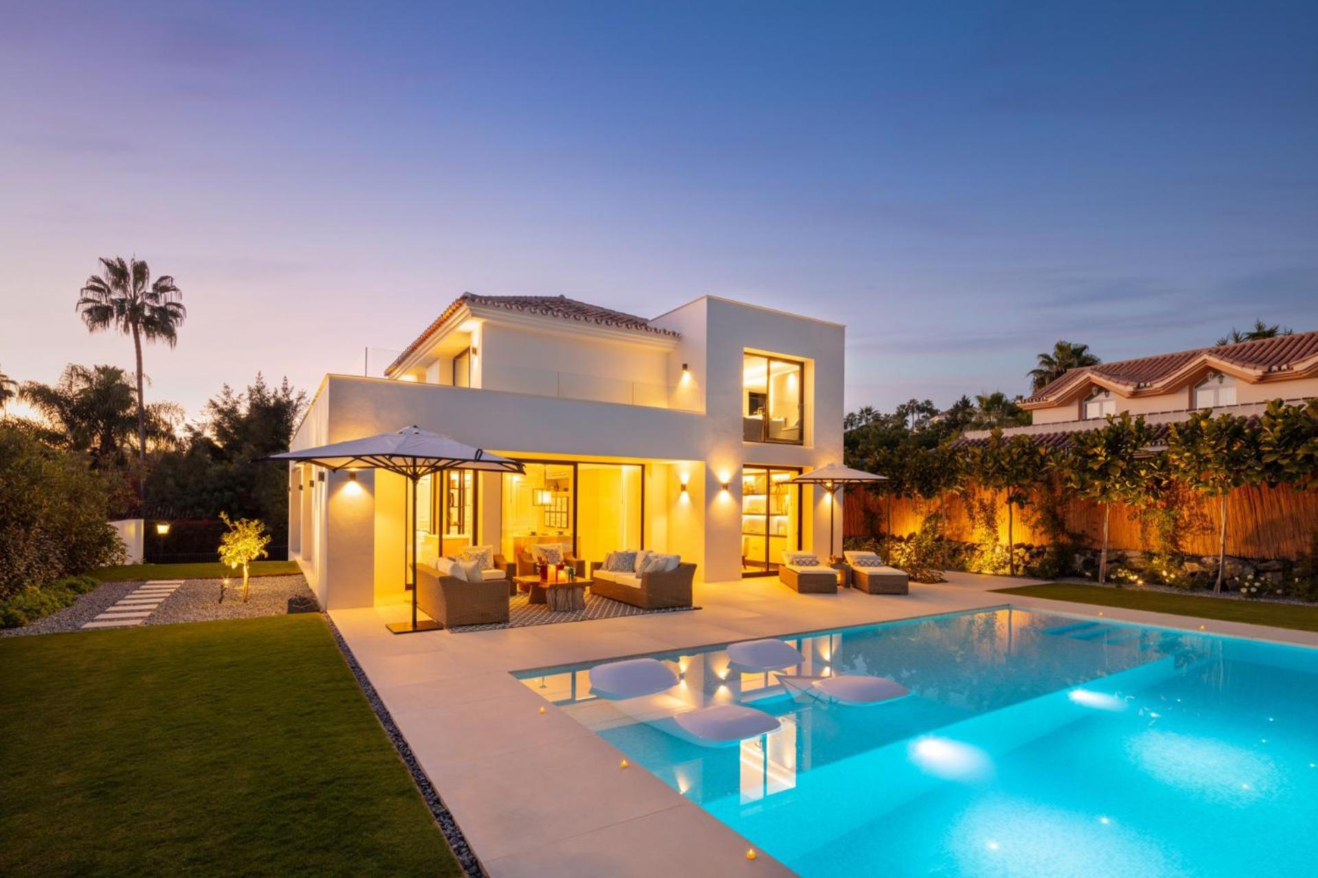 Vacation I The Nicklaus Villa, Glistening Heated Pool, Hot Tub, Room, Golf Valley, 5 Min Puerto Banus