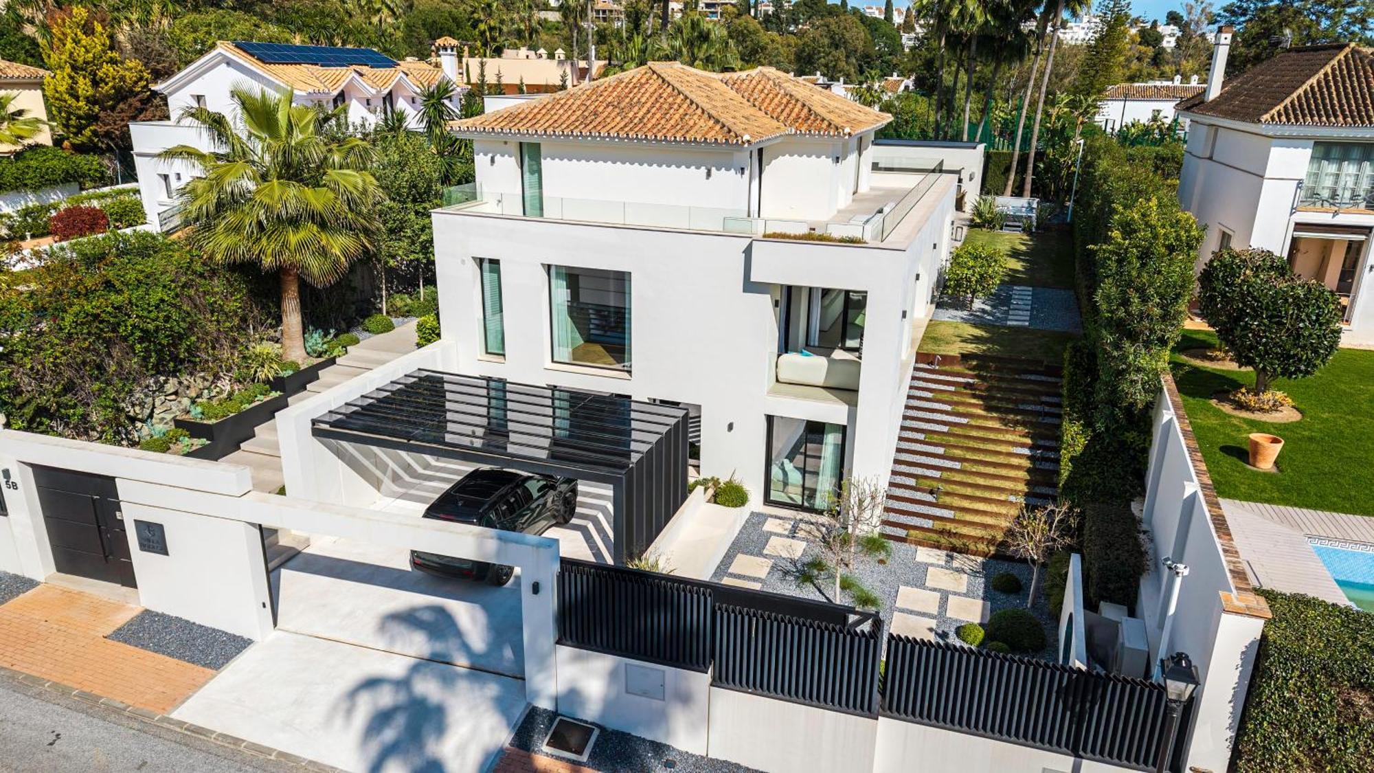 Vacation I The Nicklaus Villa, Glistening Heated Pool, Hot Tub, Room, Golf Valley, 5 Min Puerto Banus Villa Marbella